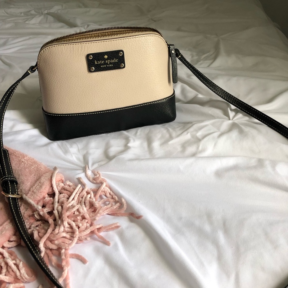 Kate spade cross body bag